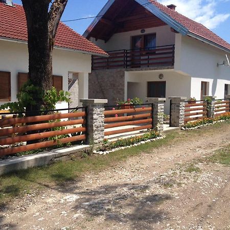 Holiday Home Boba Rakovica Zewnętrze zdjęcie