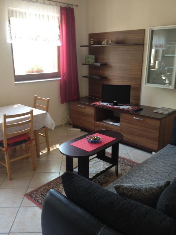 Holiday Home Boba Rakovica Zewnętrze zdjęcie
